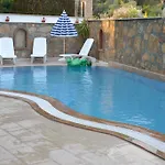 Kaya فندق 4*